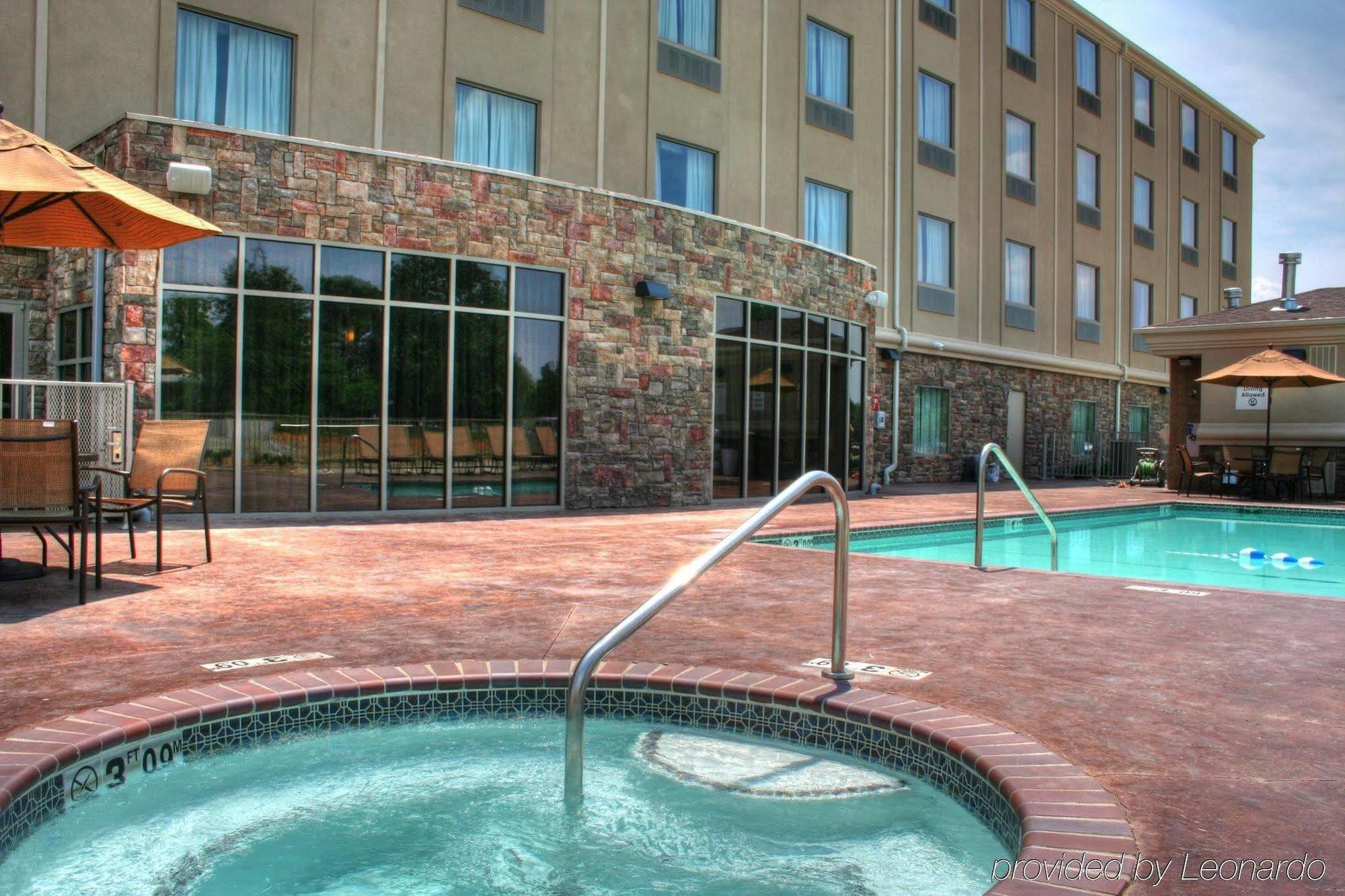 Holiday Inn Express & Suites Searcy By Ihg Bagian luar foto